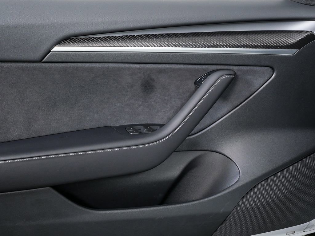 Used 2023 Tesla Model 3 Performance image 5