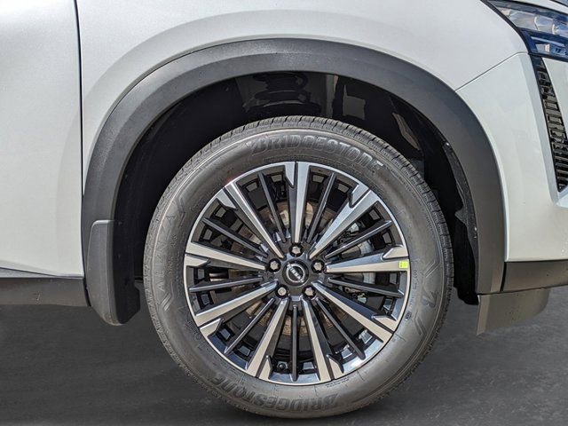 New 2026 Nissan Pathfinder Platinum image 9