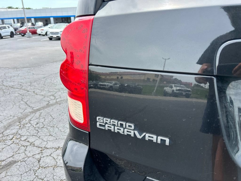 Used 2018 Dodge Grand Caravan GT FWD image 13