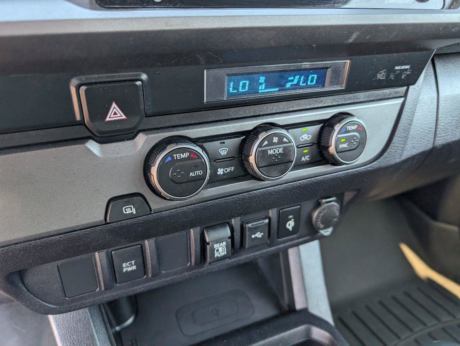 Used 2021 Toyota Tacoma TRD Sport RWD image 18