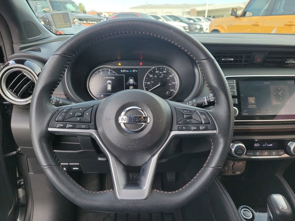 Used 2020 Nissan Kicks SR image 19