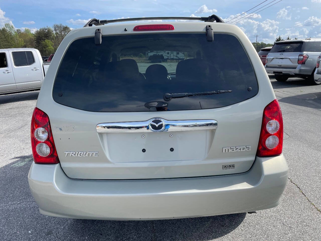 Used 2005 MAZDA Tribute s FWD image 4