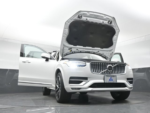Used 2024 Volvo XC90 B5 Plus w/ Protection Package Premier AWD/4WD image 53