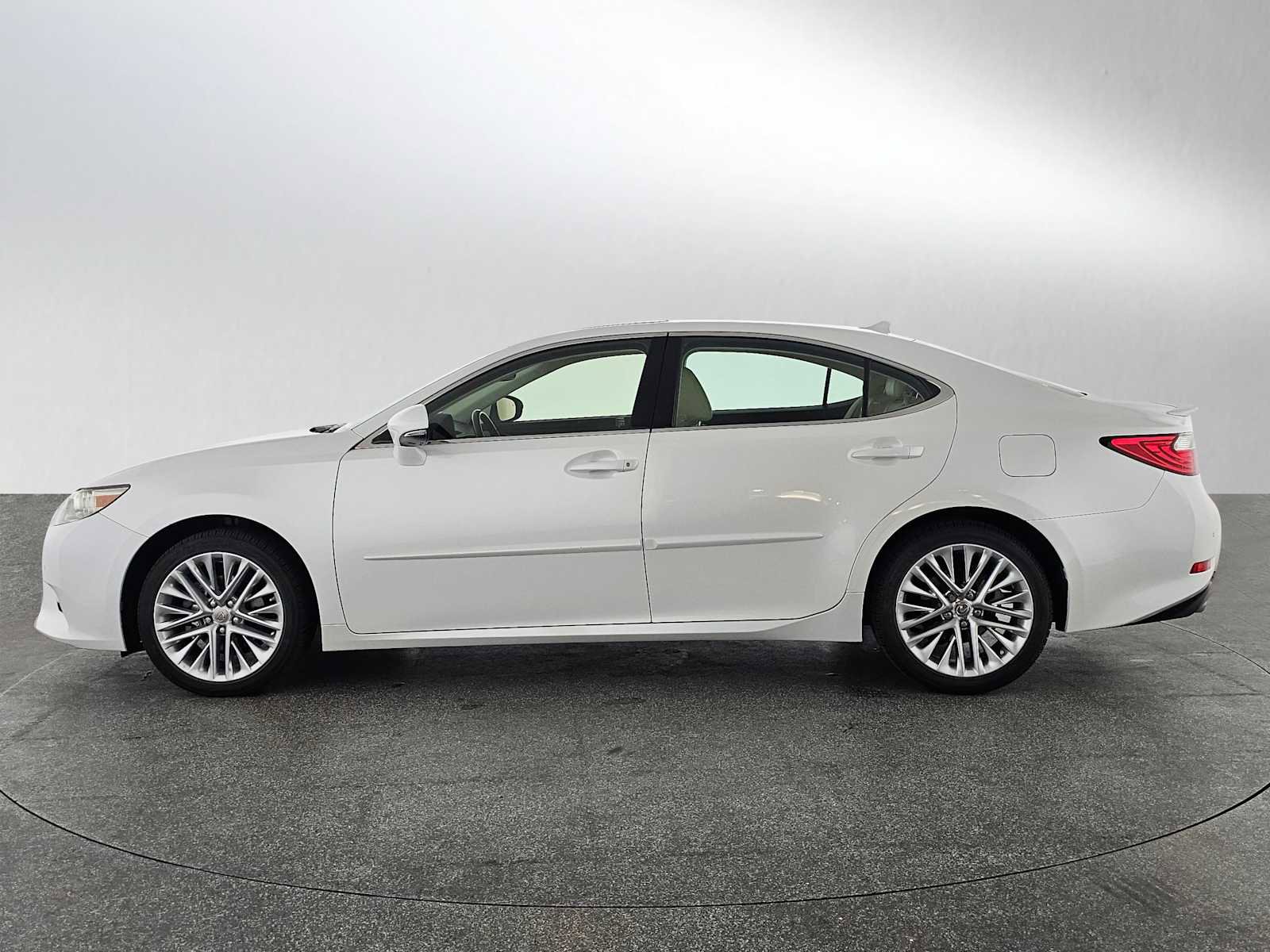 Used 2013 Lexus ES 350 image 6