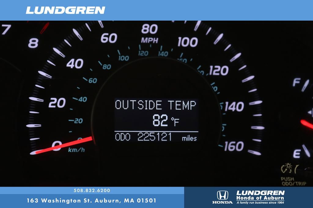 Used 2011 Toyota Camry XLE image 18