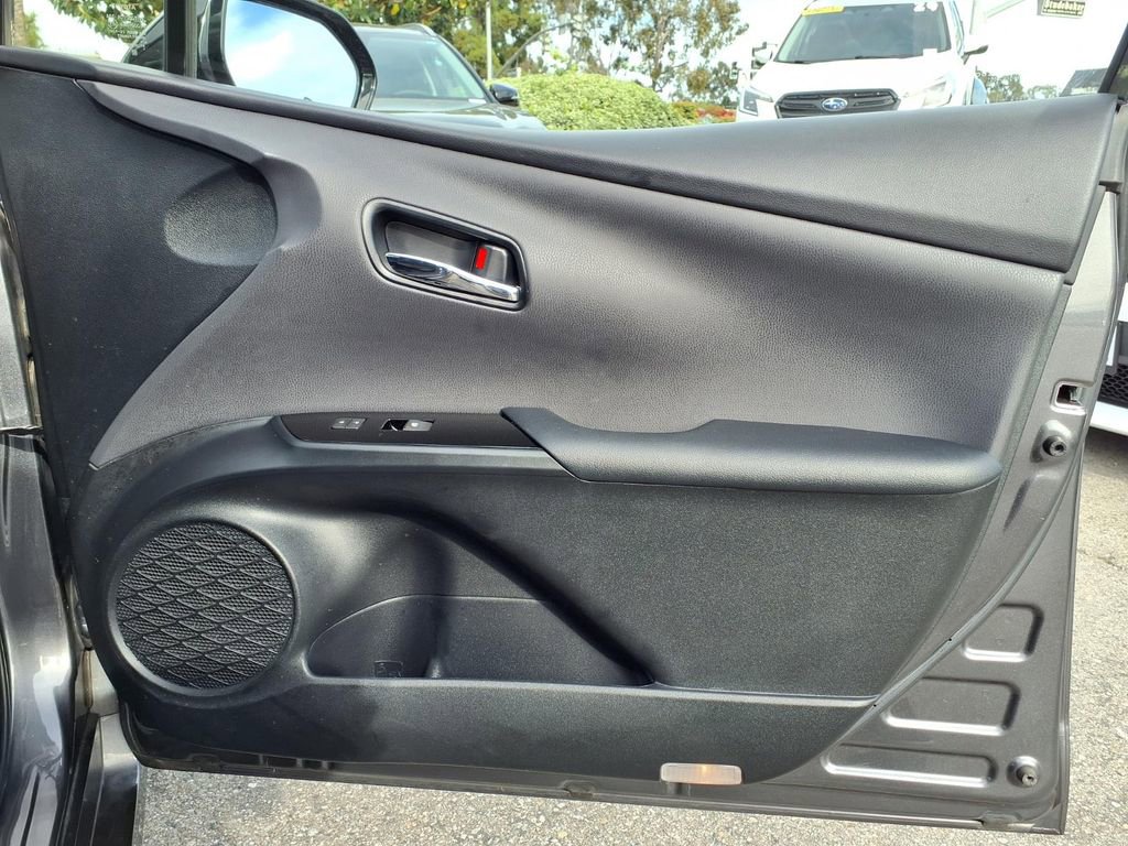 Used 2018 Toyota Prius Prime Plus w/ Carpet Mat Package FWD image 23