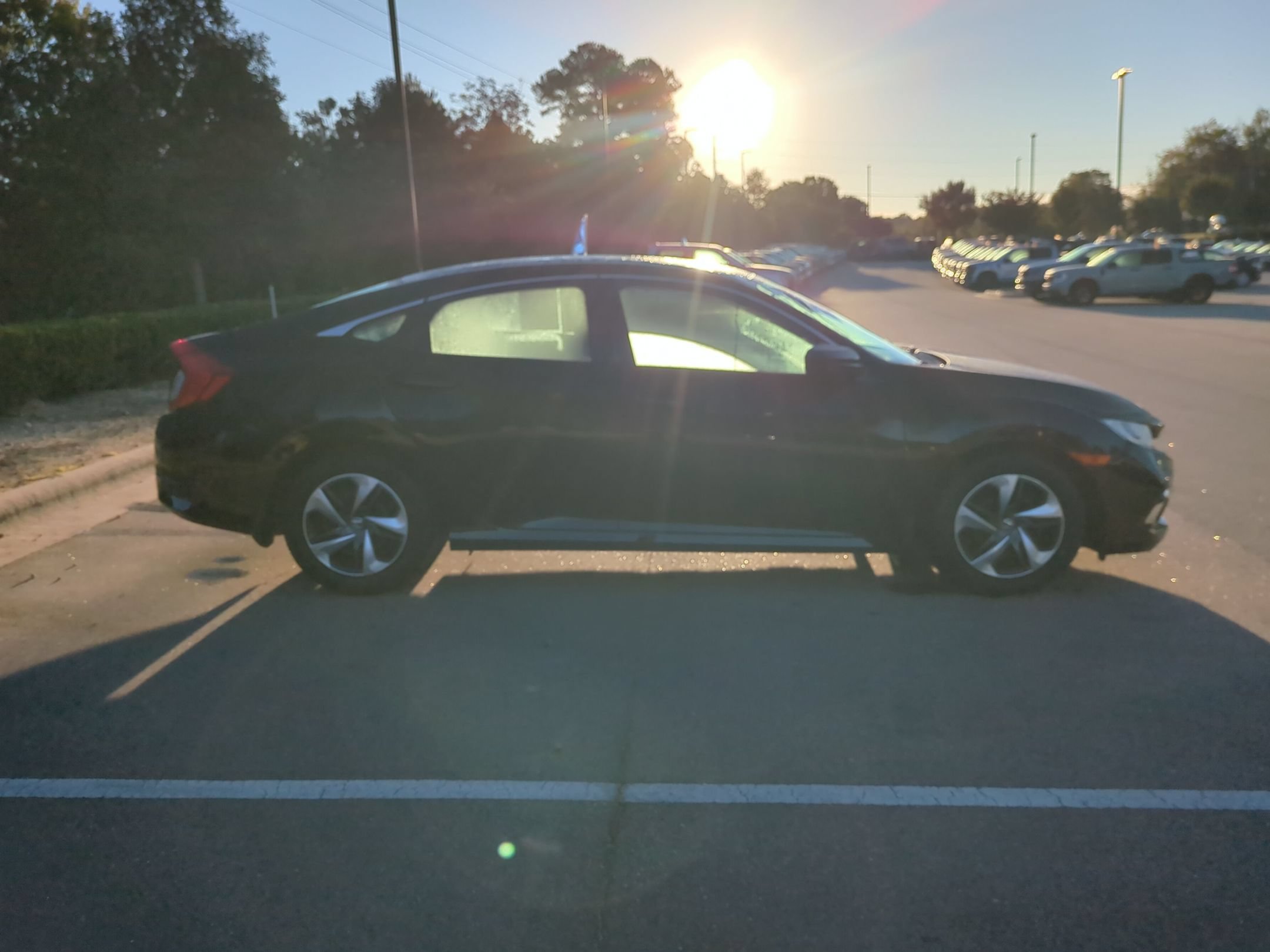 Used 2020 Honda Civic LX image 3