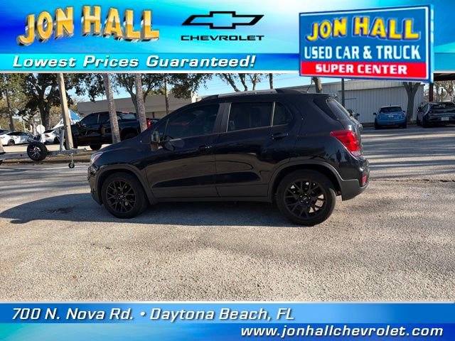 Used 2021 Chevrolet Trax LT w/ Sport Edition image 5