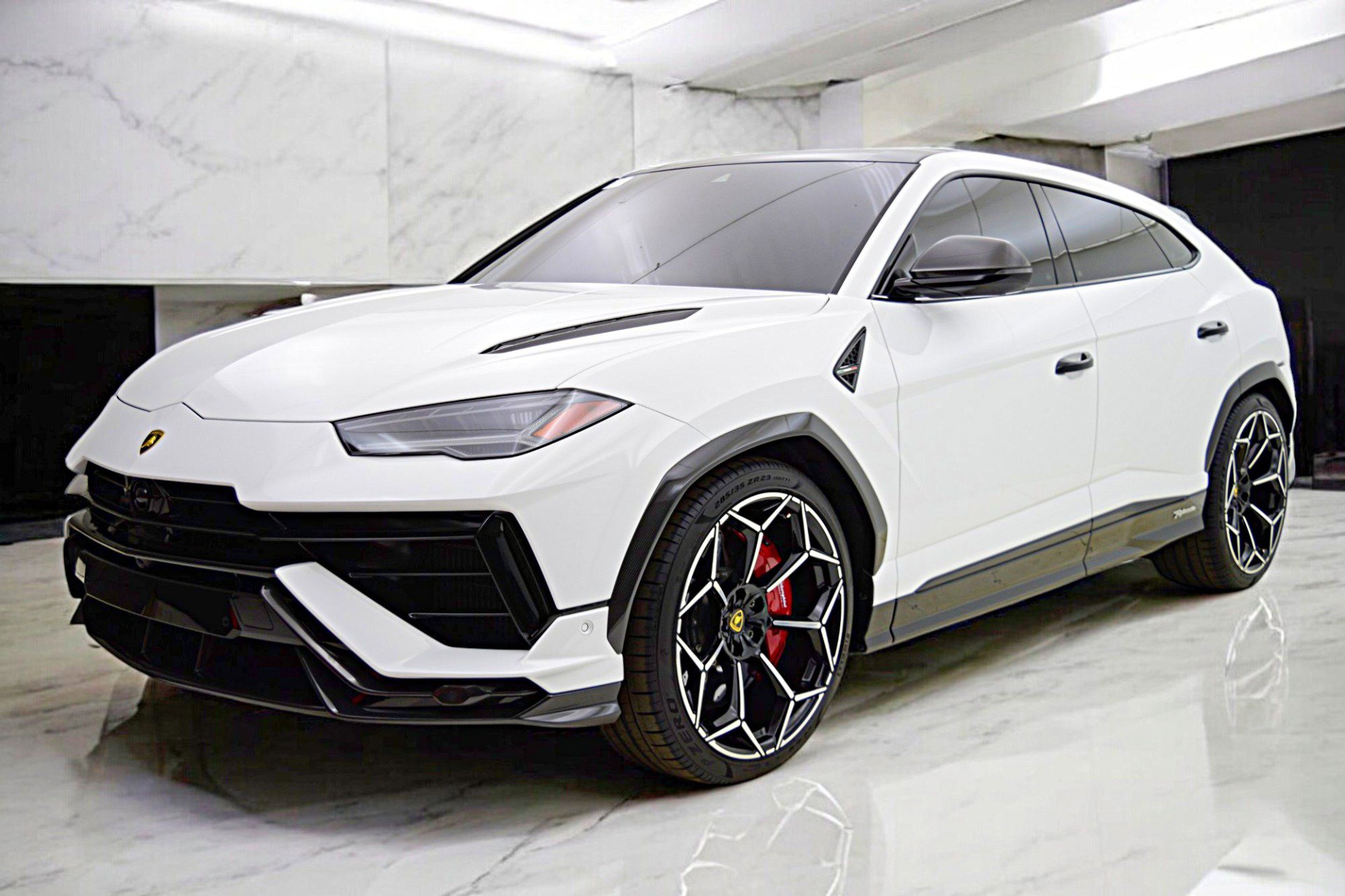Used 2024 Lamborghini Urus Performante