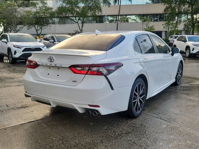 Used 2023 Toyota Camry SE FWD image 4