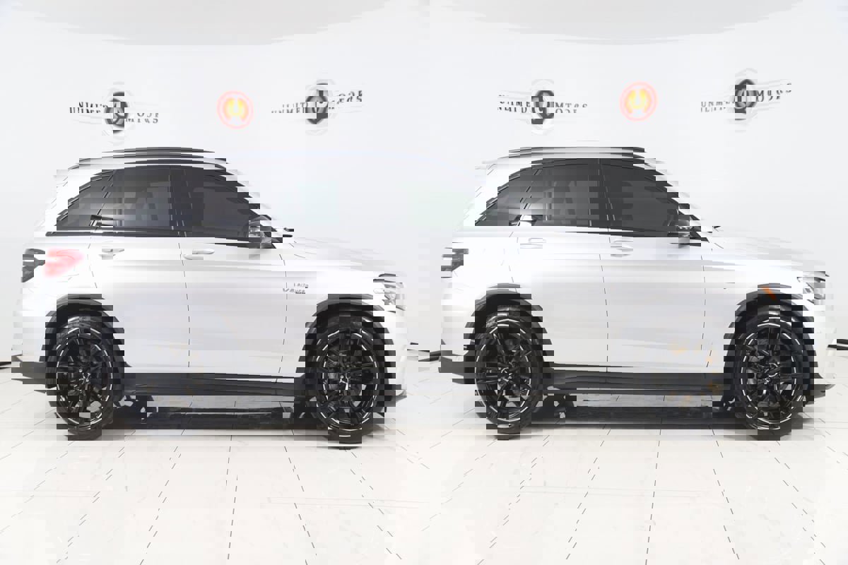 Used 2019 Mercedes-Benz GLC 63 AMG 4MATIC image 2