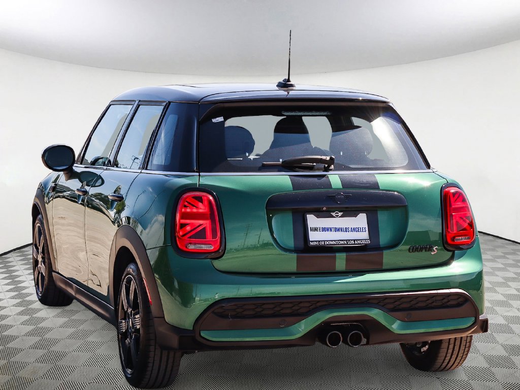 Used 2024 MINI Cooper S FWD image 8