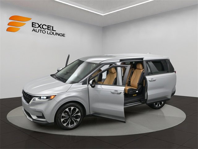 Used 2022 Kia Carnival EX image 52