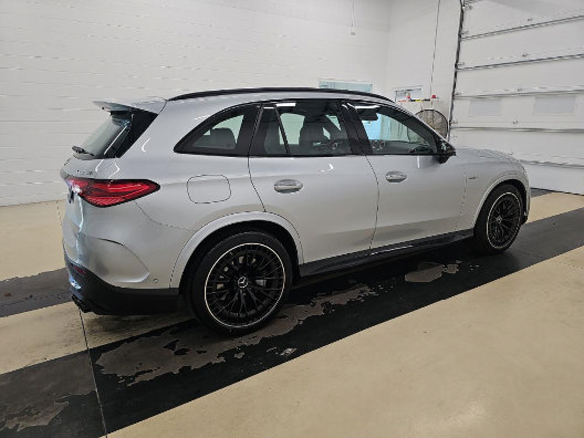 Used 2024 Mercedes-Benz GLC 43 AMG 4MATIC w/ Driver Assistance Package image 4
