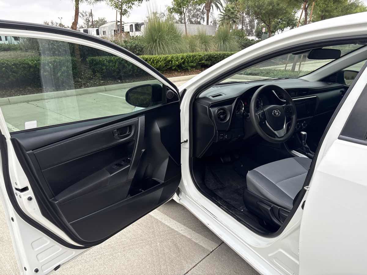 Used 2019 Toyota Corolla L w/ Carpet Mat Package (TMS) image 16
