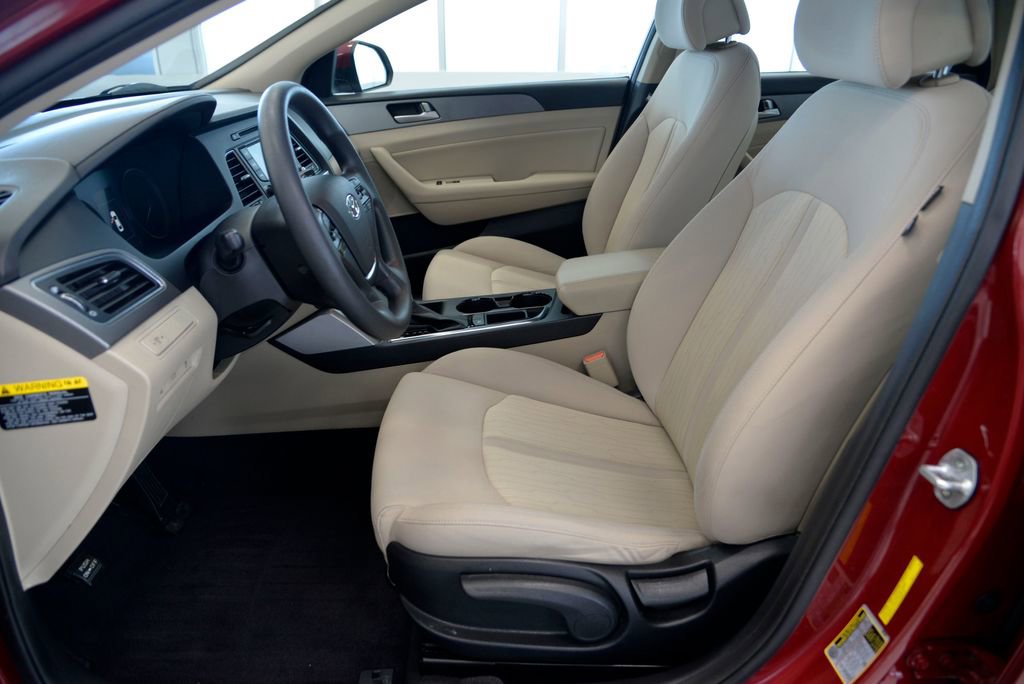 Used 2016 Hyundai Sonata SE FWD image 15
