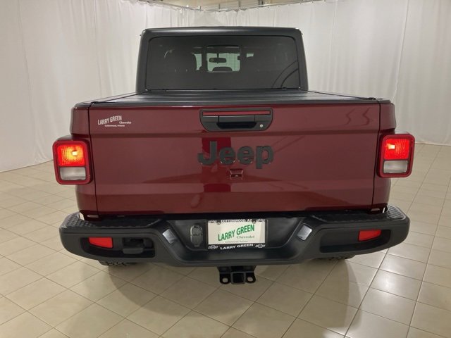 Used 2021 Jeep Gladiator Willys image 4