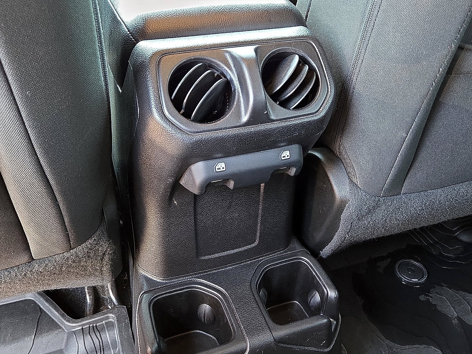 Used 2020 Jeep Wrangler Unlimited Sport AWD/4WD image 15