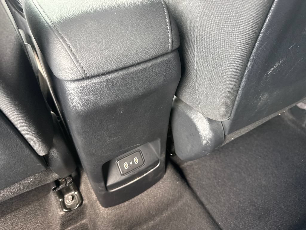 Used 2025 Kia Soul S FWD image 17