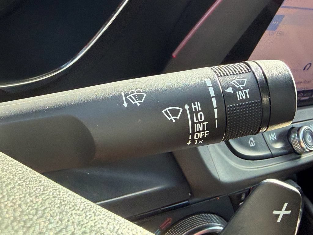 Used 2021 Chevrolet Camaro SS RWD image 27