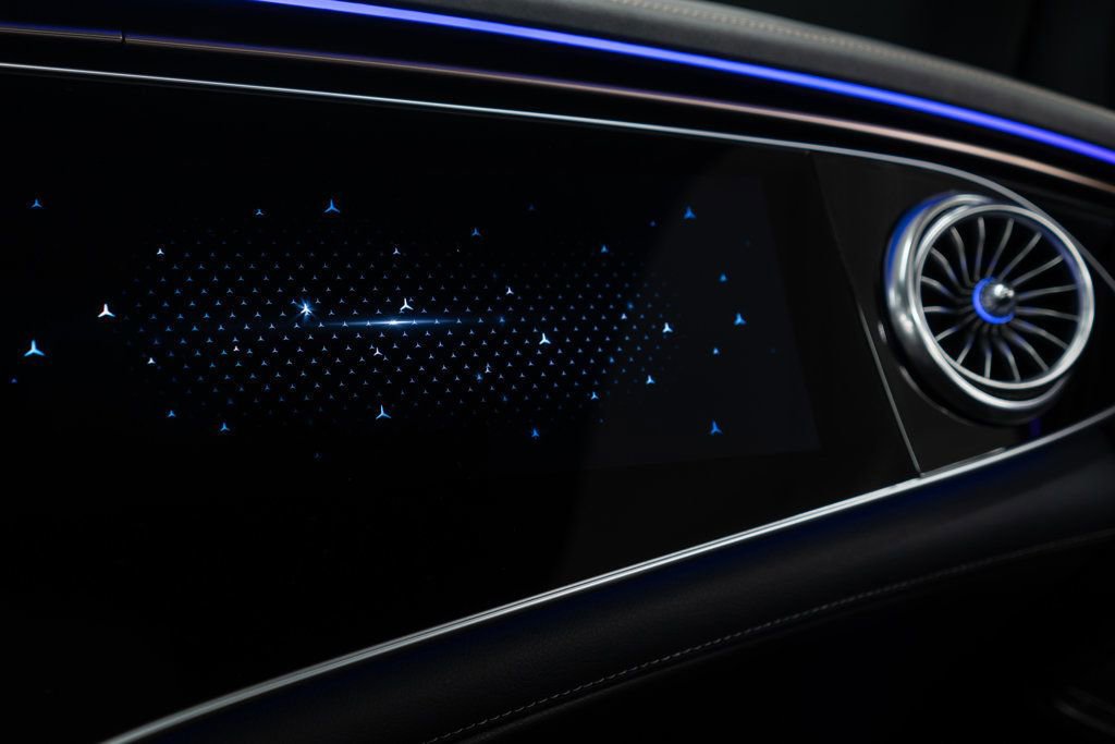 Used 2023 Mercedes-Benz EQS 580 4MATIC SUV w/ Exclusive Trim Package image 23