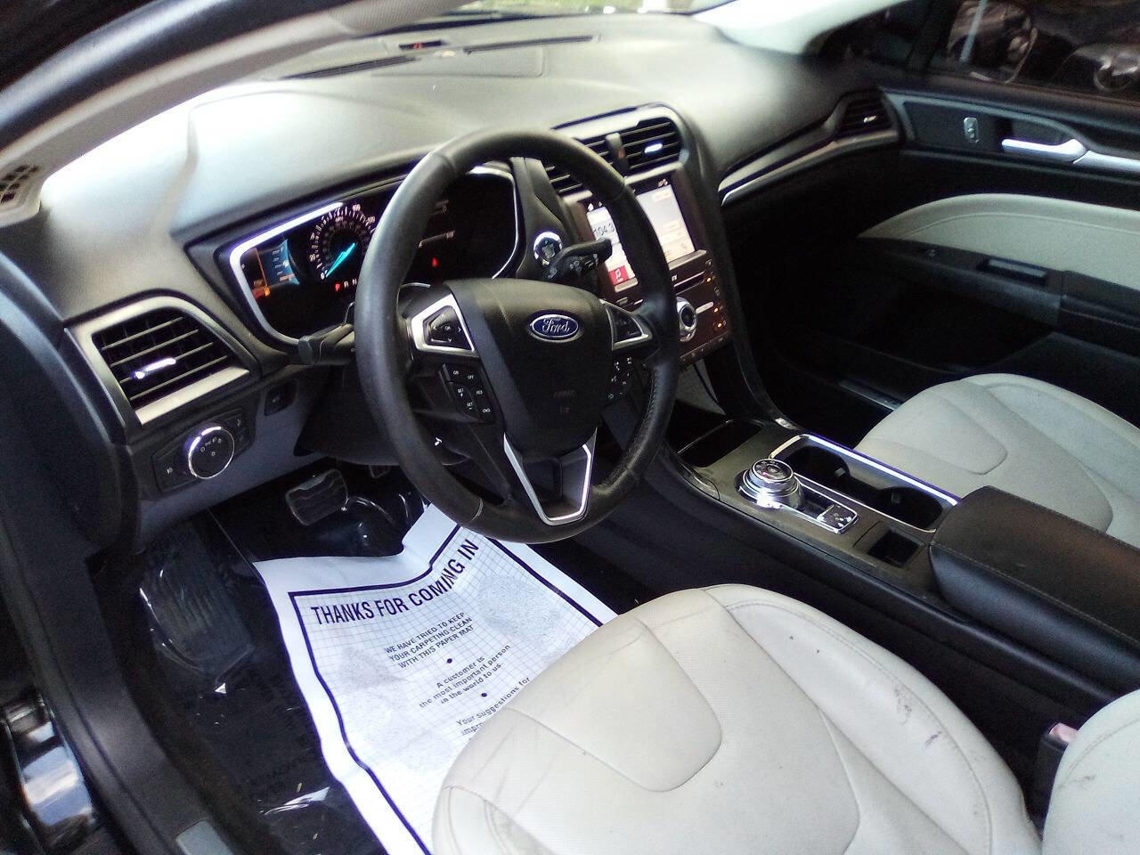 Used 2017 Ford Fusion Titanium image 8