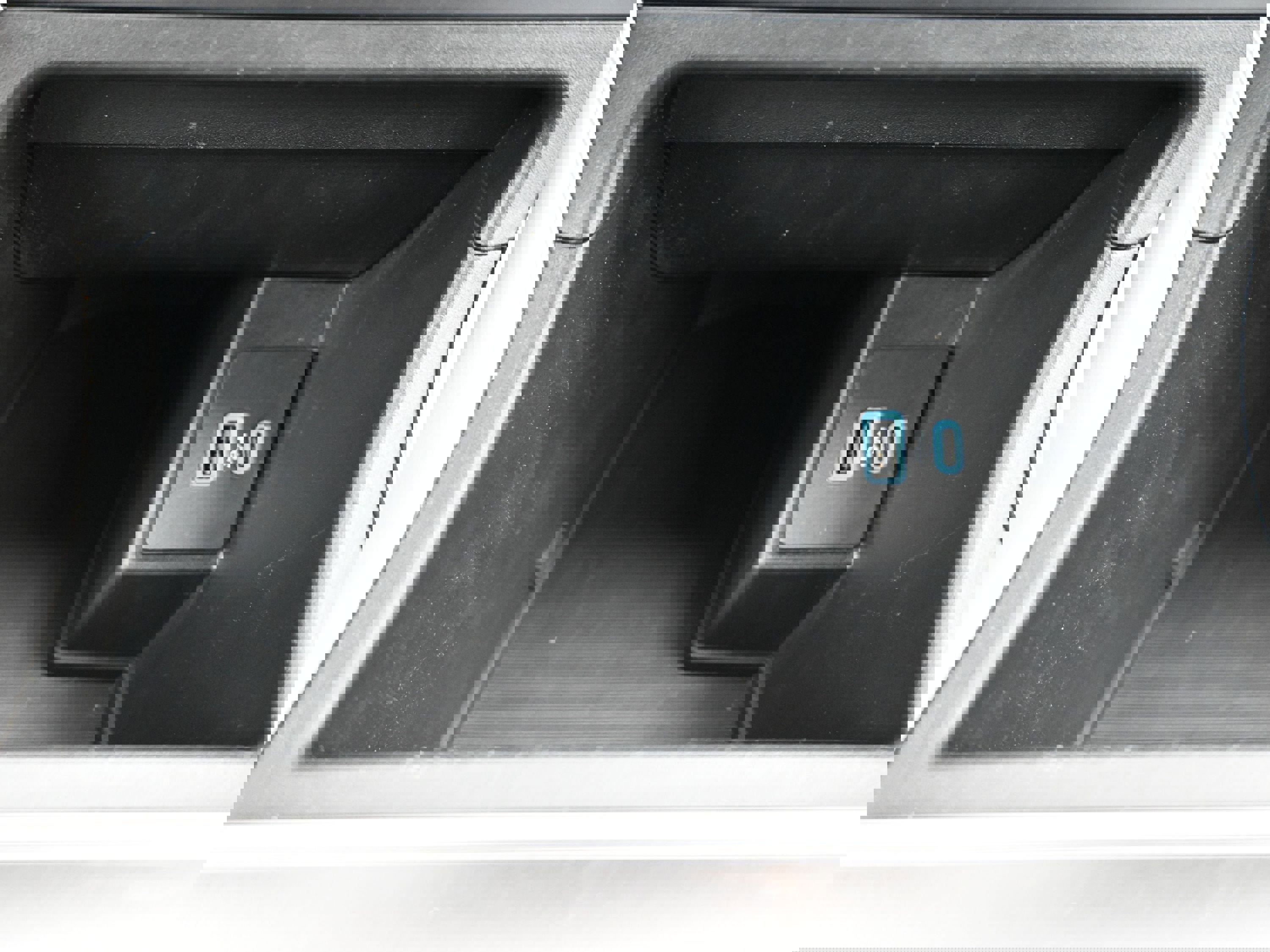 Used 2023 Ford Edge SEL image 17