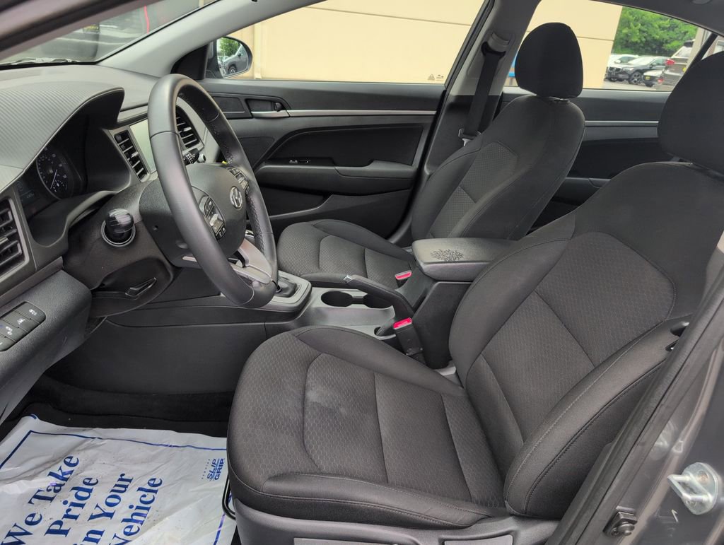 Used 2020 Hyundai Elantra Value Edition w/ Cargo Package (C1) FWD image 9
