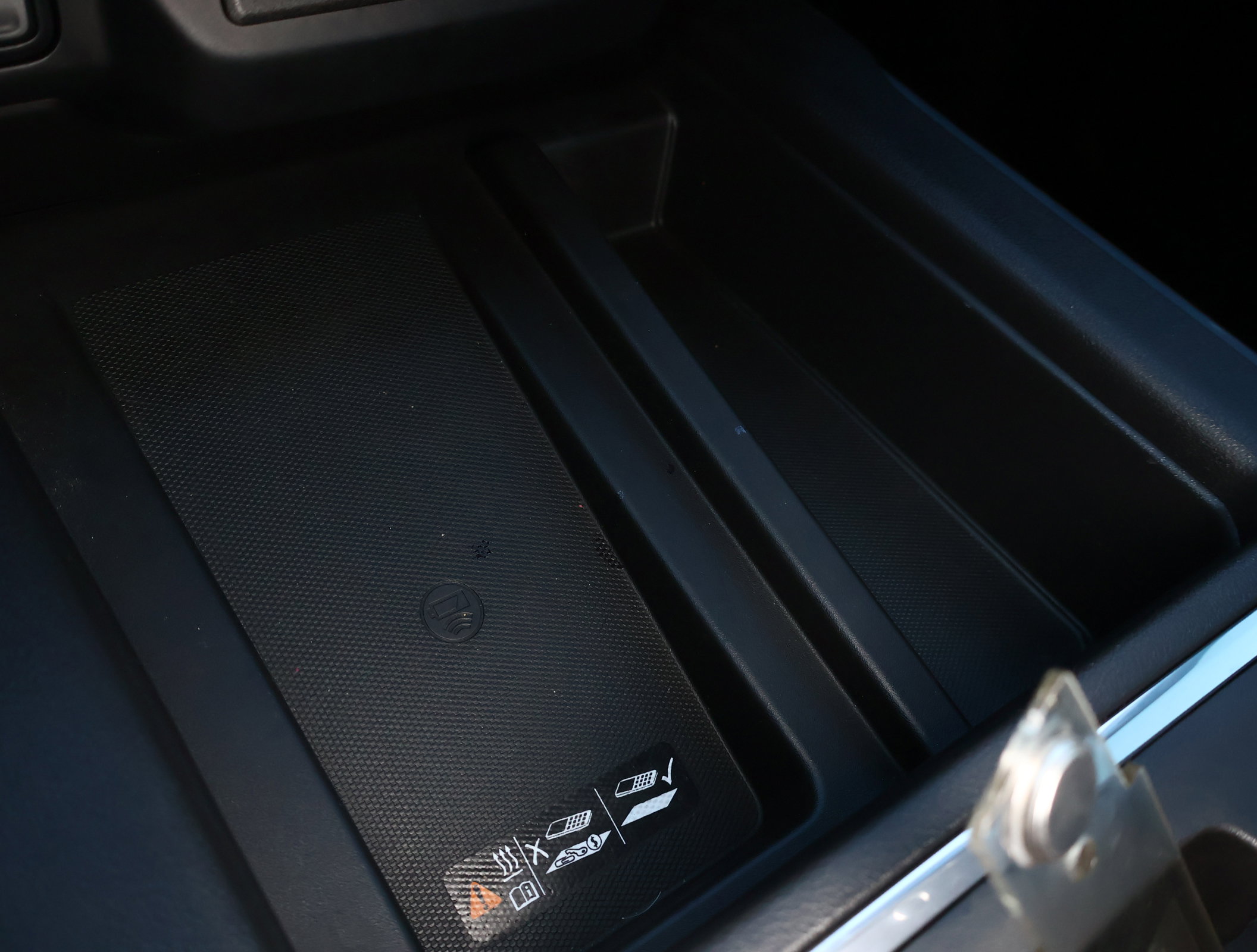 Used 2020 Chevrolet Silverado 1500 High Country w/ Technology Package image 25