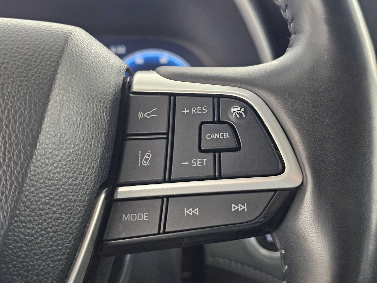 Used 2023 Toyota Highlander Limited FWD image 42
