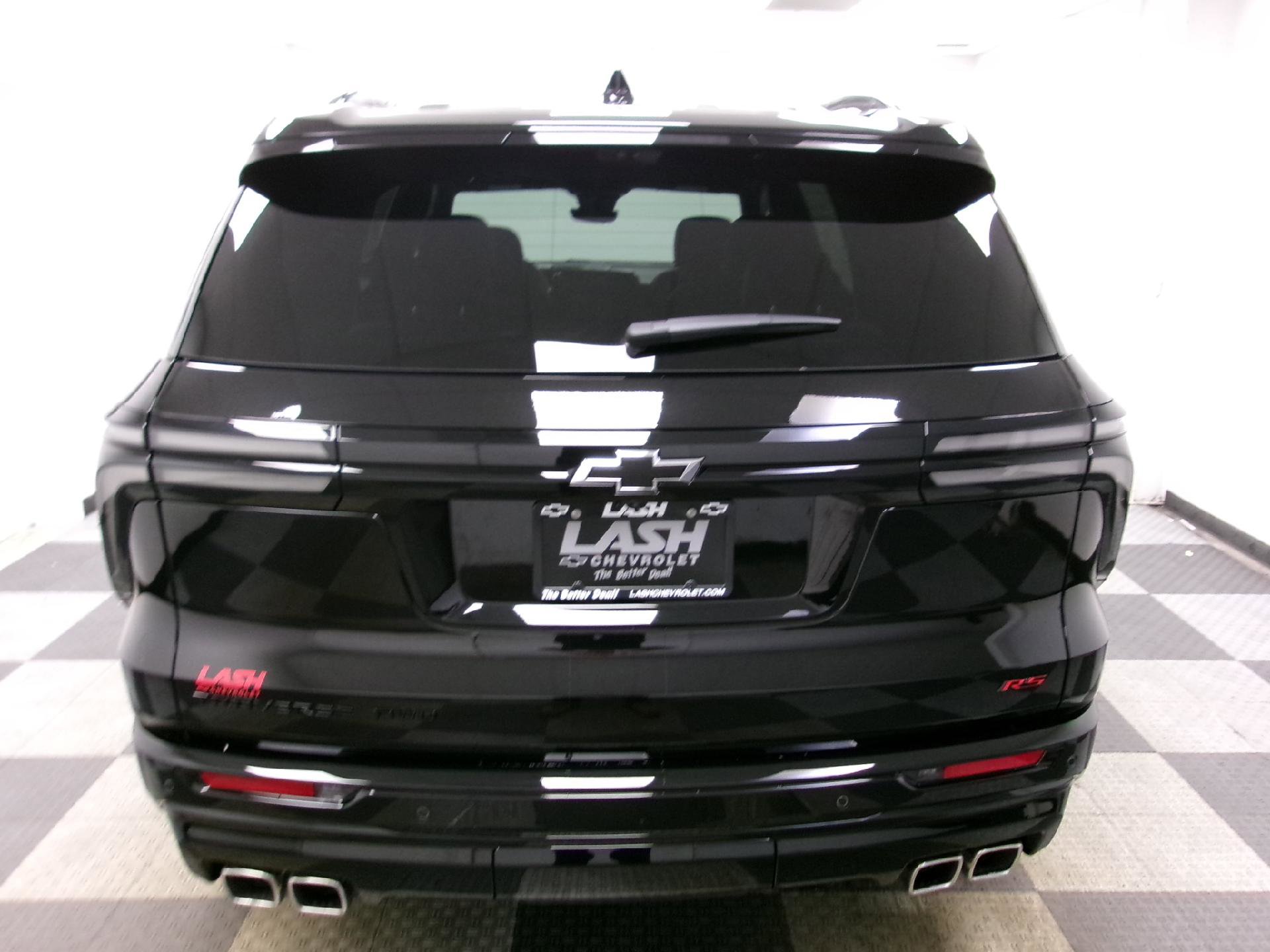 New 2026 Chevrolet Traverse RS w/ LPO, Floor Liner Package image 12