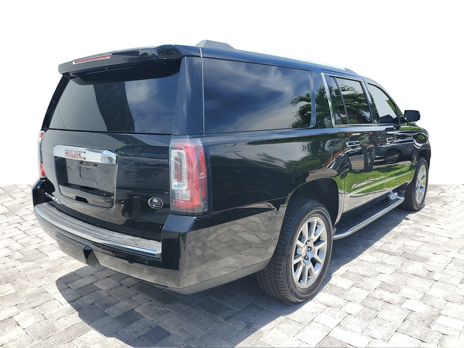 Used 2019 GMC Yukon XL Denali AWD/4WD image 5