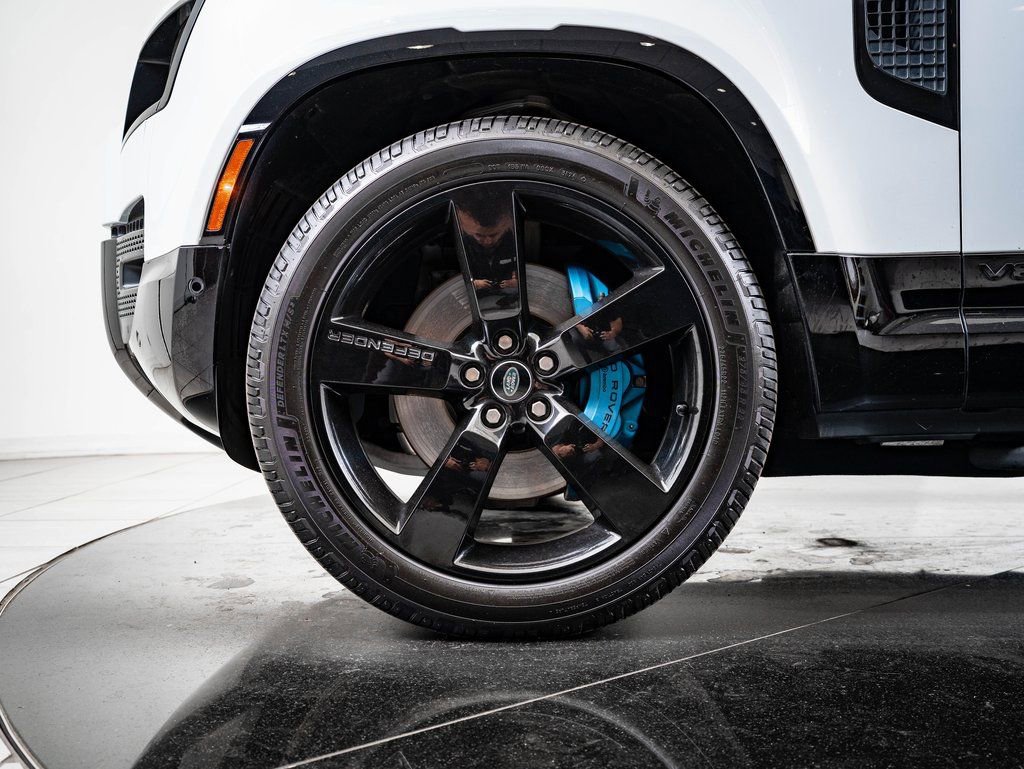 Used 2022 Land Rover Defender 90 V8 image 13