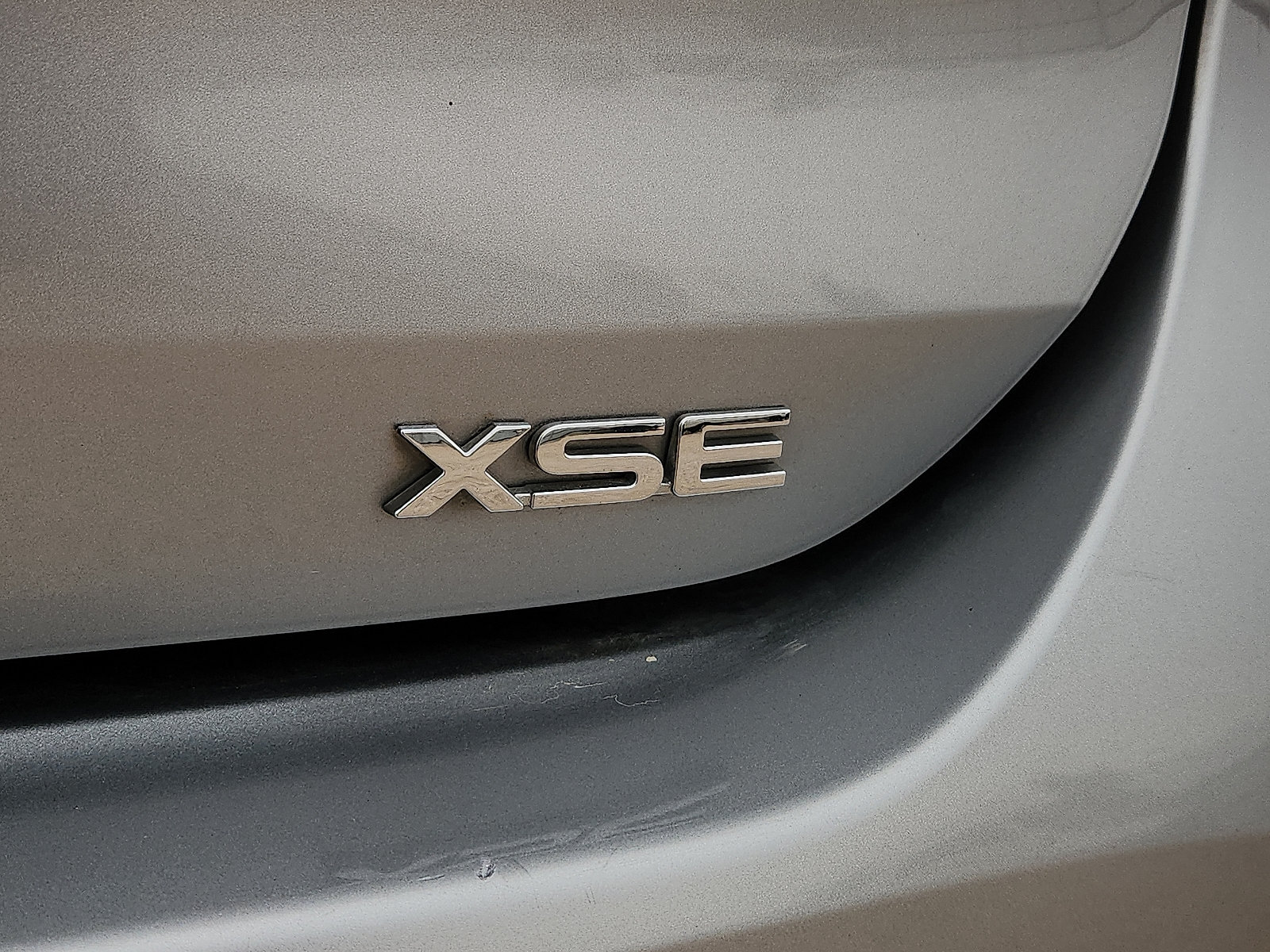 Used 2023 Toyota Highlander XSE FWD image 9