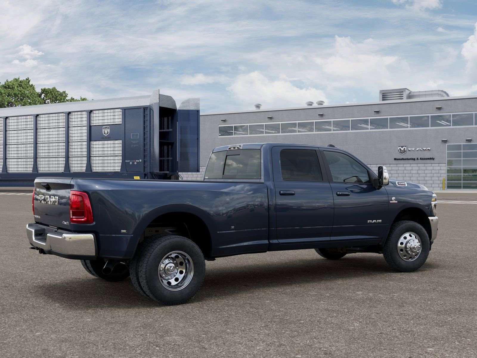 New 2026 RAM 3500 Laramie AWD/4WD image 4