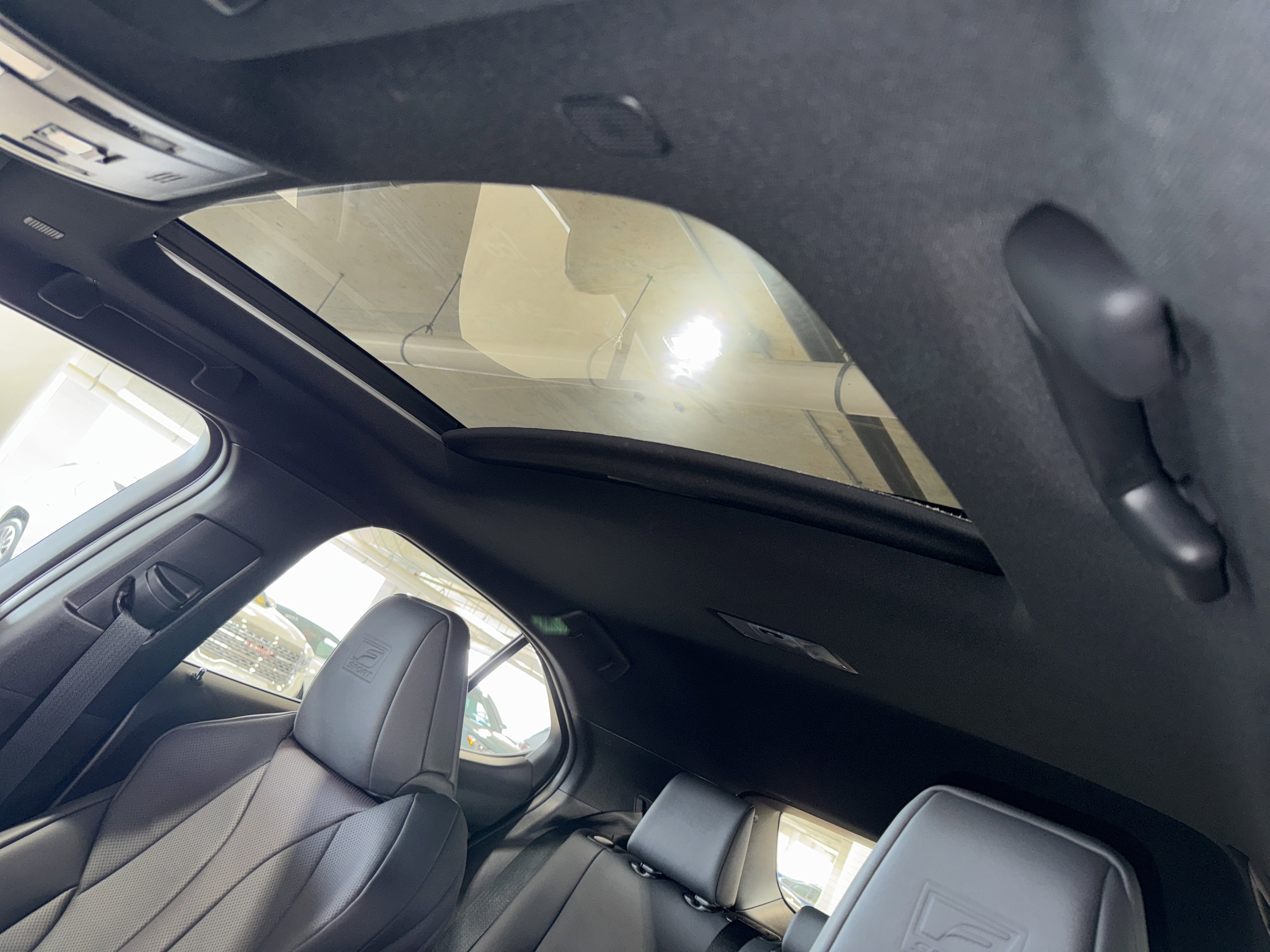 Used 2024 Lexus UX 250h F Sport image 32