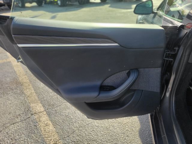 Used 2021 Tesla Model S Plaid image 18