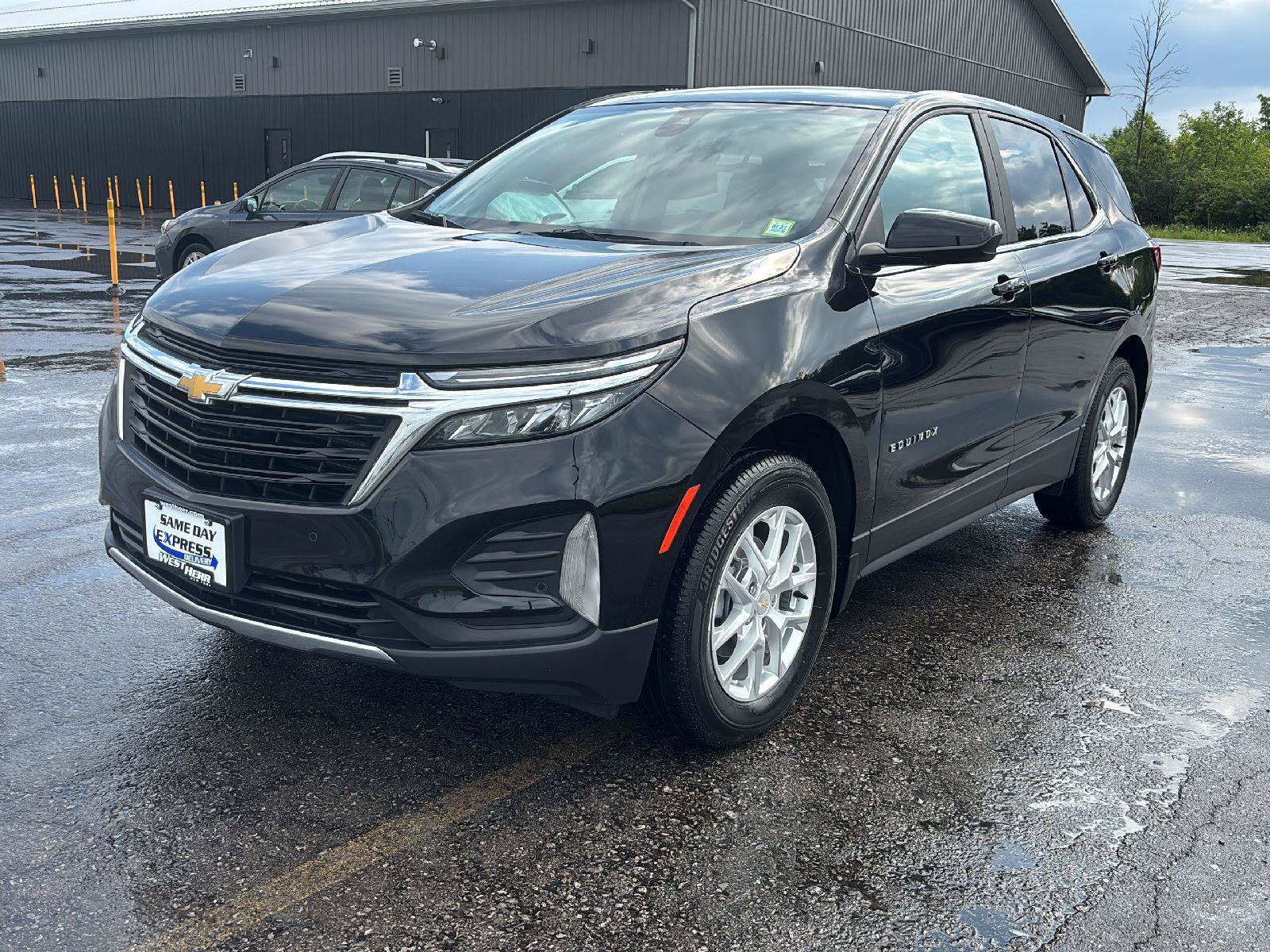 Used 2024 Chevrolet Equinox LT AWD/4WD image 6