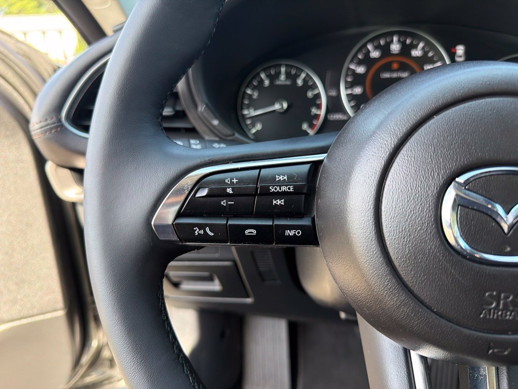 Used 2025 MAZDA MAZDA3 s FWD image 16