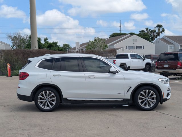 Used 2018 BMW X3 xDrive30i w/ Convenience Package AWD/4WD image 4