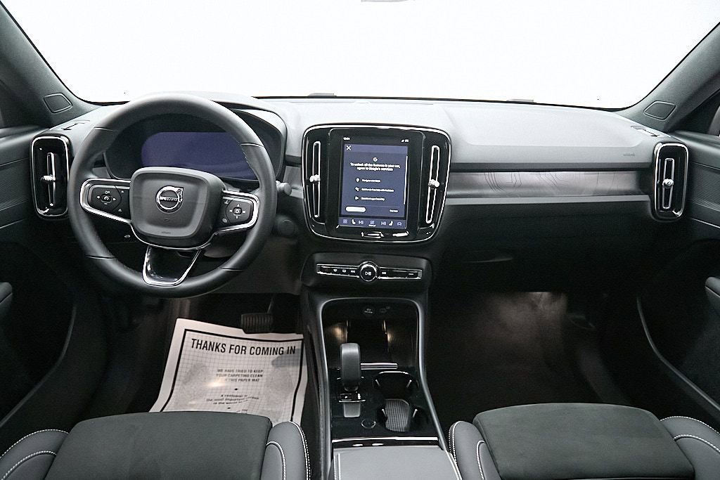 Certified 2023 Volvo C40 P8 Recharge Plus AWD/4WD image 22
