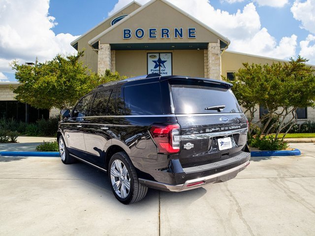 Used 2024 Ford Expedition King Ranch image 3