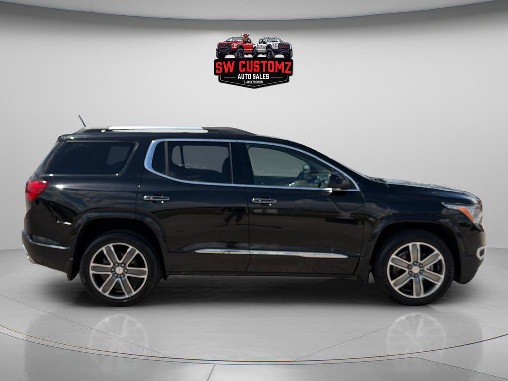 Used 2019 GMC Acadia Denali w/ Technology Package AWD/4WD image 8