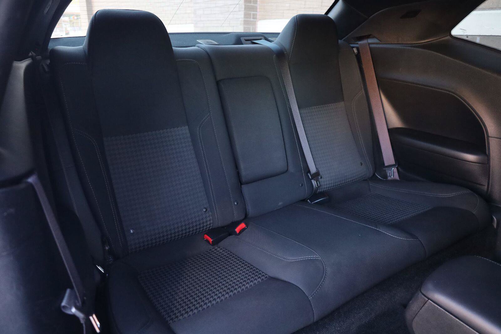 Used 2018 Dodge Challenger R/T RWD image 25