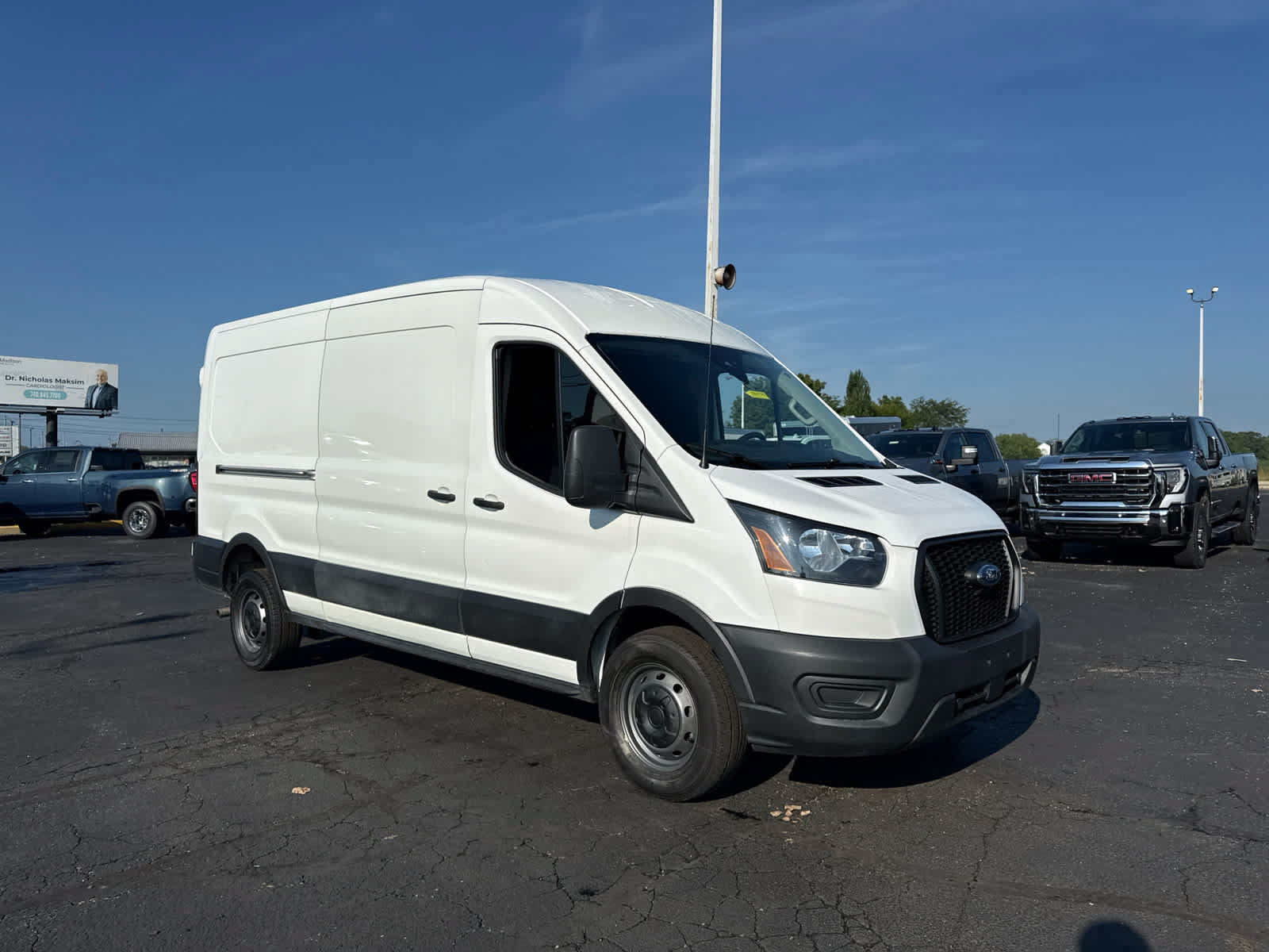Used 2023 Ford Transit 250 Medium Roof w/ Load Area Protection Package RWD image 7