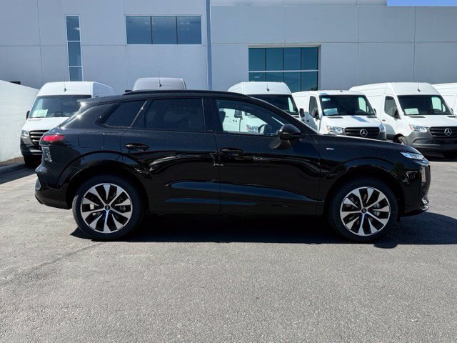 New 2026 Audi Q3 quattro 2.0T AWD/4WD image 8