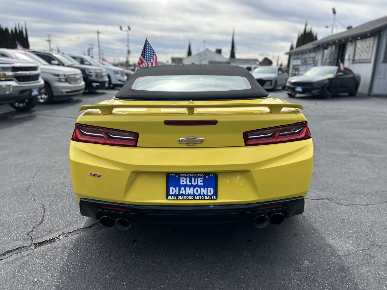 Used 2017 Chevrolet Camaro SS image 6