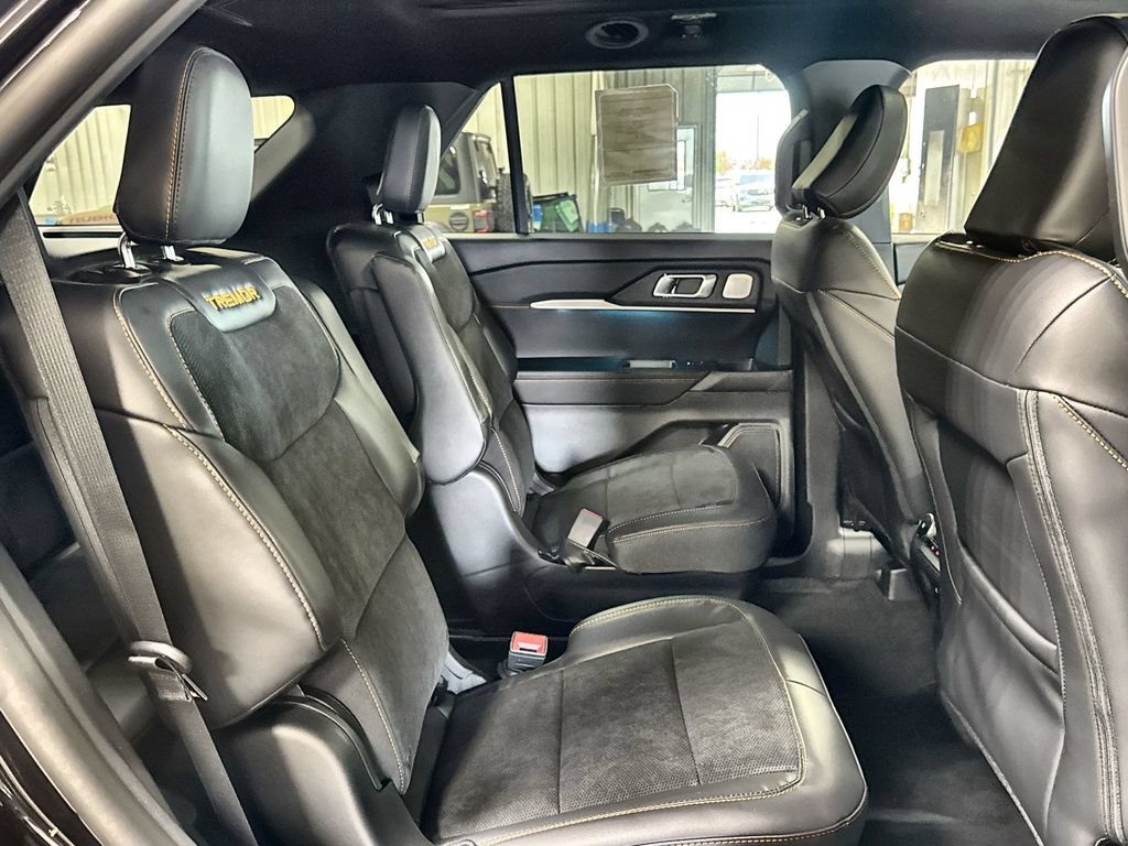 New 2026 Ford Explorer Tremor w/ Tremor Ultimate Package AWD/4WD image 32