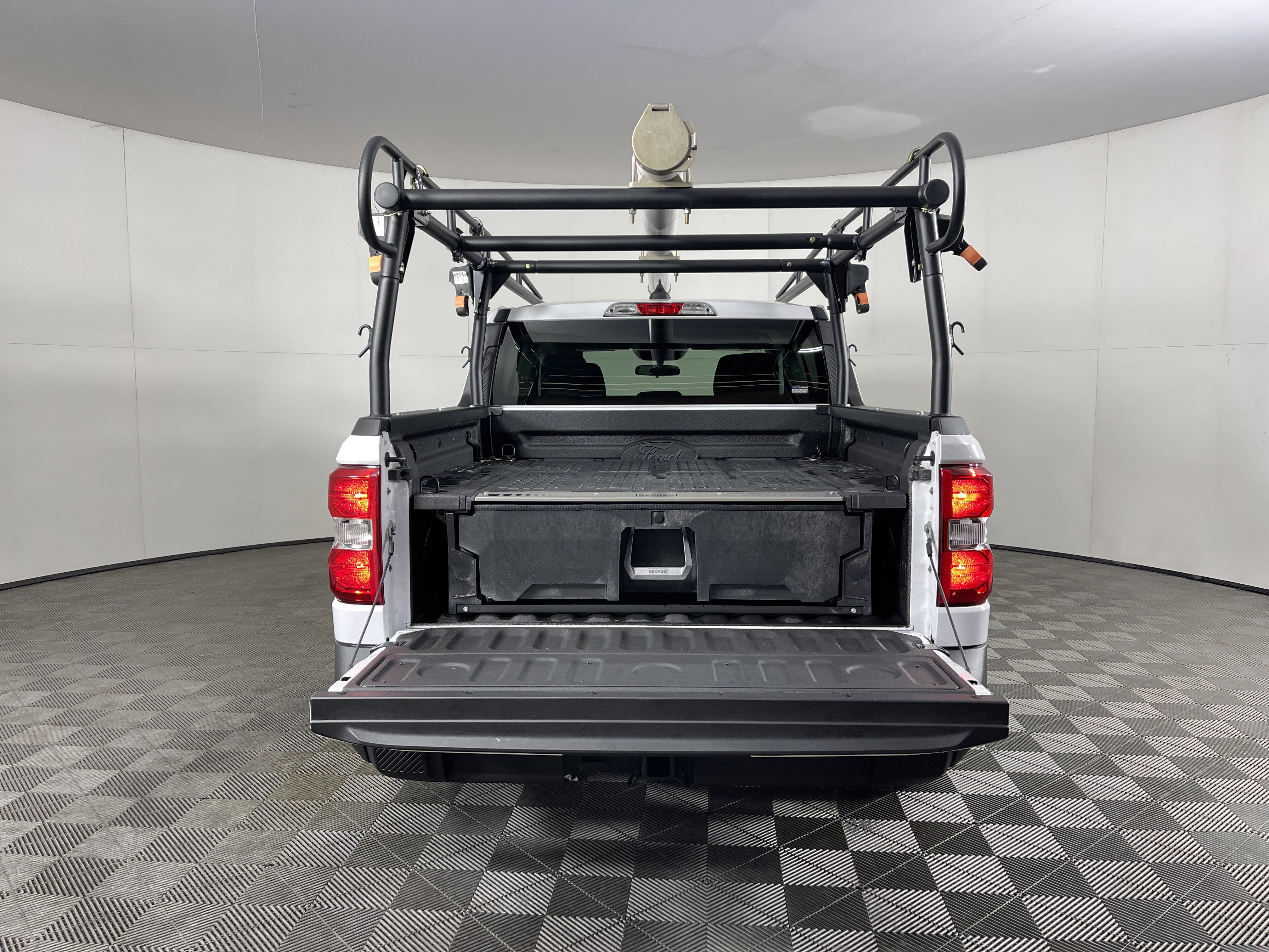 Used 2025 Ford Maverick XLT w/ Equipment Group 302A image 8