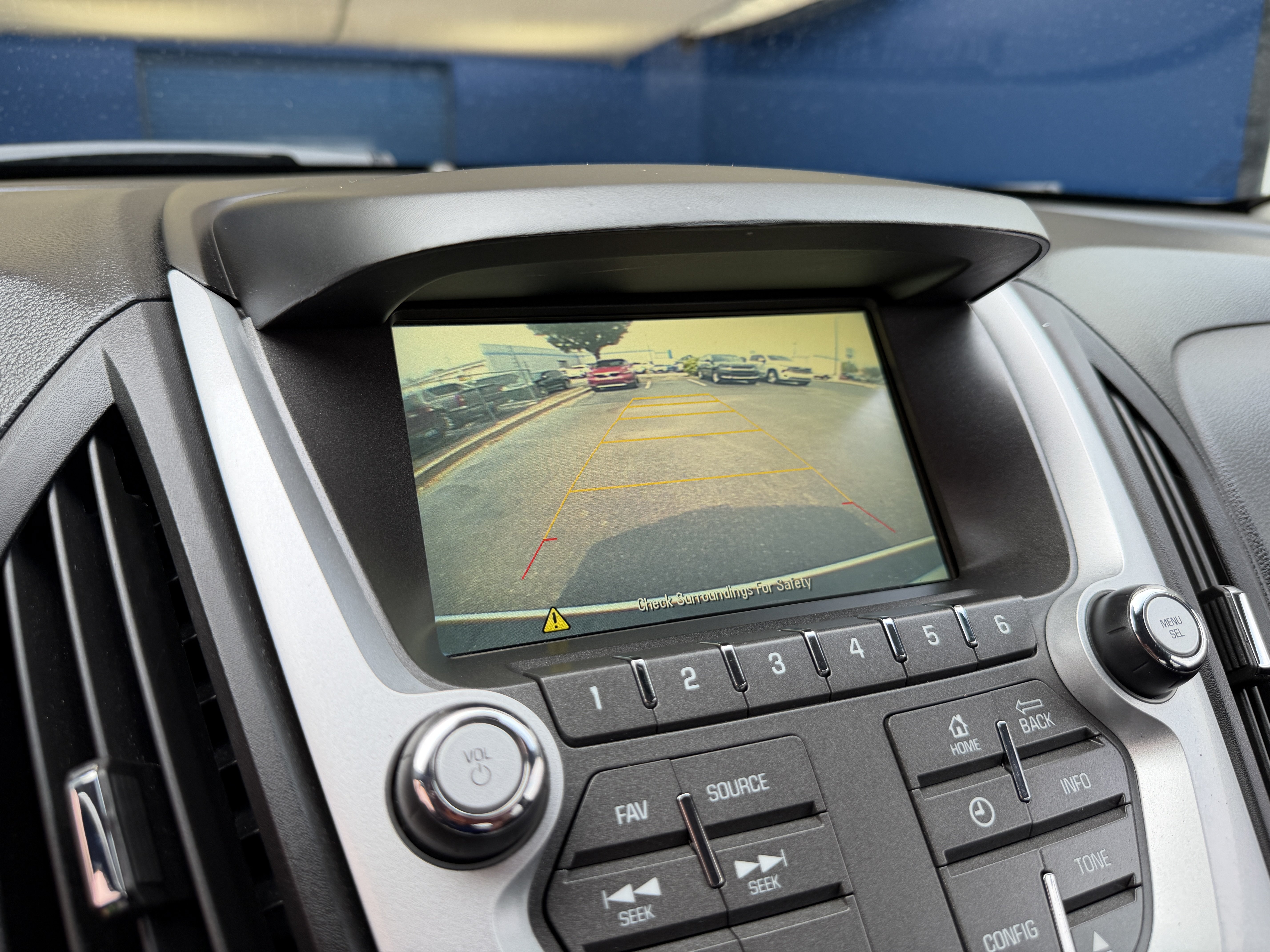 Used 2015 Chevrolet Equinox LT w/ Driver Convenience Package FWD image 19